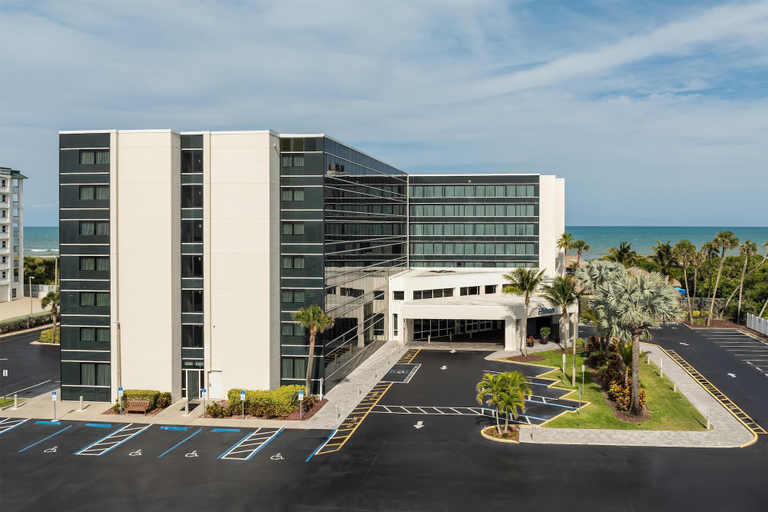 Exterior & Views 1, Hilton Cocoa Beach Oceanfront, Brevard