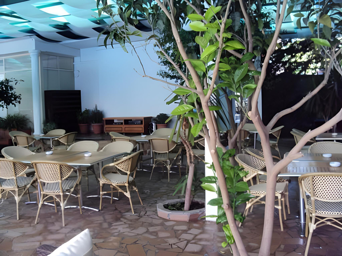 Food & Drinks 5, Hotel Dyrrah, Durrësit