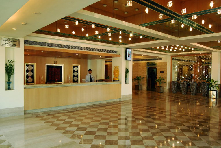 Public Area 4, Lords Plaza, Ankleshwar, Bharuch
