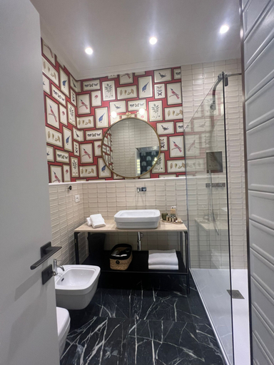 Bathroom 4