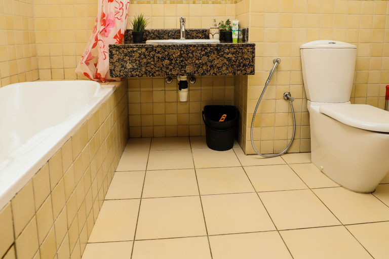 Bathroom 2, SEASIDE HOSTEL, Dubai