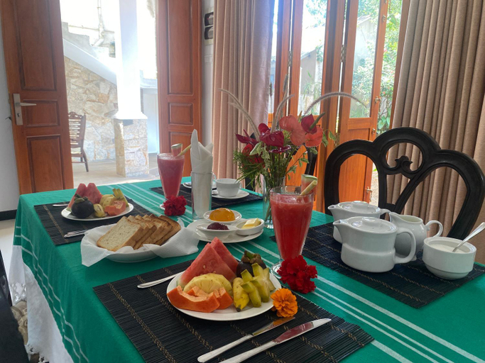 Food & Drinks 4, Sandaru villa, Bentota