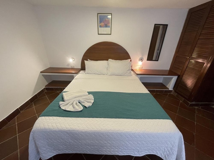 Bedroom 4, Hosteria Punta Blanca, Santa Elena