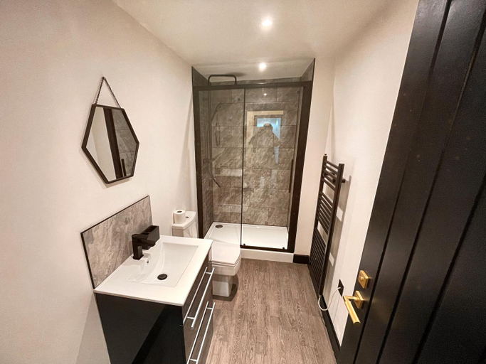 Bathroom 3, The Beaumonts, Darlington