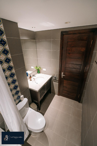 Bathroom 3, Modern Apt -Greenview -Projector -Spaci & Park-2BR, Đống Đa