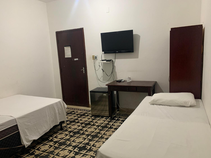Bedroom 2, Salette Hotel, Sapezal