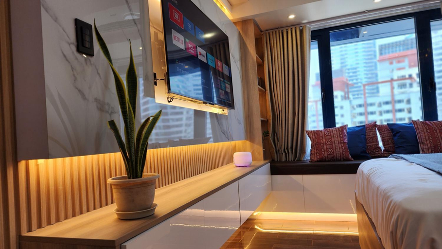 Bedroom 2, Makati Air Luxury Package - Laugh Sleep Brunch Surf 300 mbps Fast, Makati City
