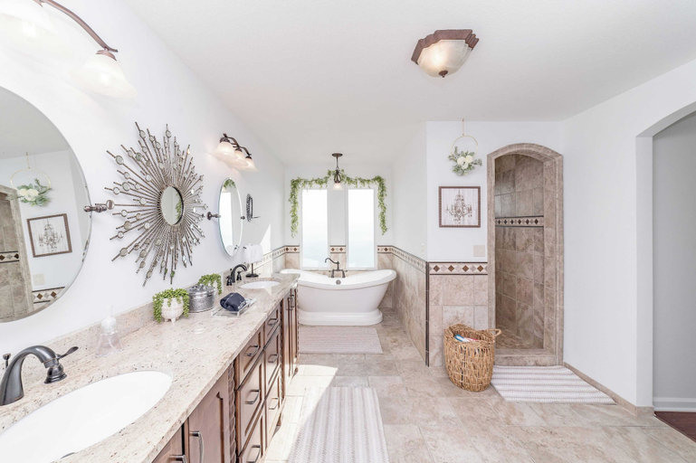 Bathroom 4, Panorama by Avantstay Unparalleled Views, Deck w/ Hottub, Game Room Pool Table, Sevier