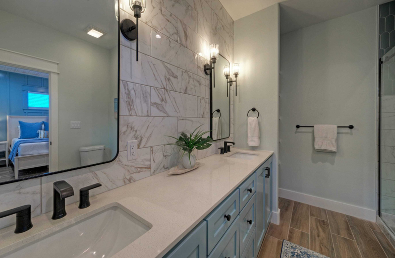 Bathroom 3, Pool, Firepit + Golf Cart Zone + Near Beach Looney Dunes by Avantstay, Nueces