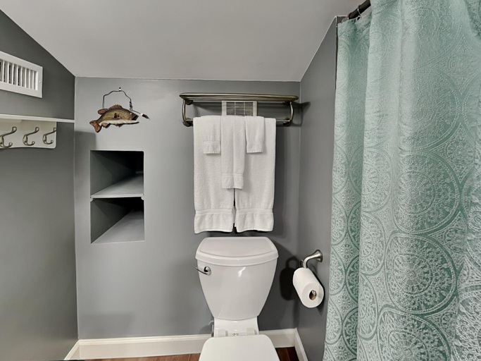 Bathroom 4, Kontiki Bayfront Condo 710, Aransas