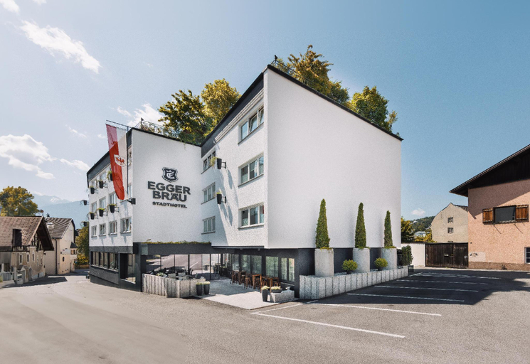 Exterior & Views 2, Stadthotel EGGERBRÄU, Imst