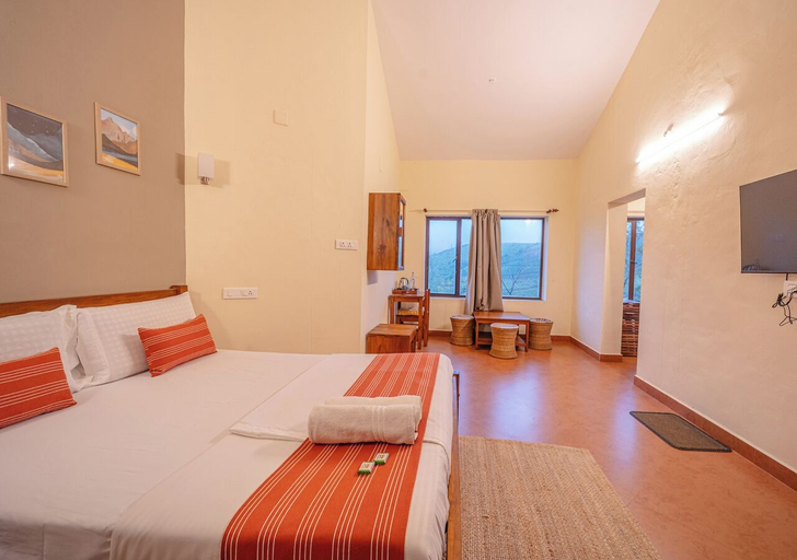 Bedroom 3, Aruvi Vagamon by Voye Homes, Idukki