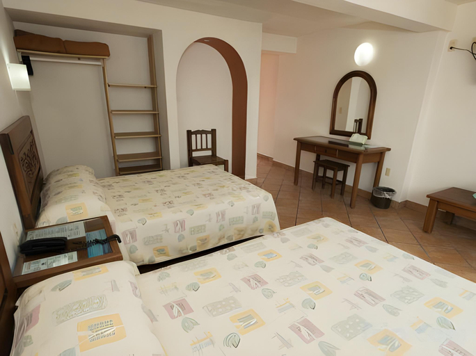 Bedroom 2, Hotel Rosita, Puerto Vallarta
