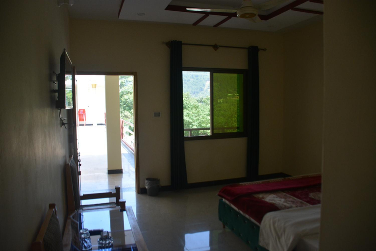 Bedroom 2, Galiyat Inn Hotel, Balakot by LMC, Hazara