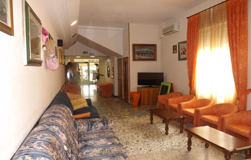 Others 5, Hotel La Vela, Rimini