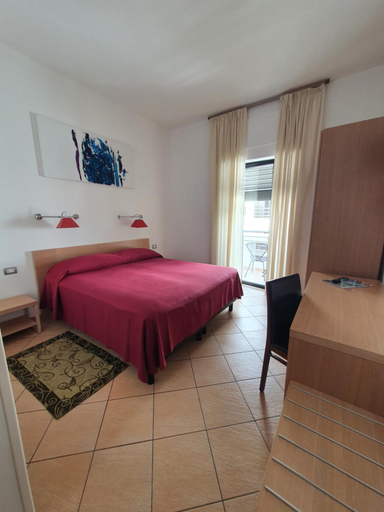 Bedroom 2, Hotel Cala Luna, Nuoro
