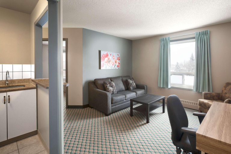 Others 5, Travelodge by Wyndham Edmonton Airport, Division No. 11