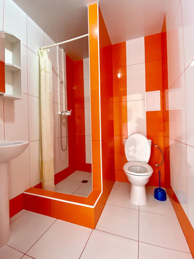 Bathroom 5, Arkadia, Kominternivs'kyi