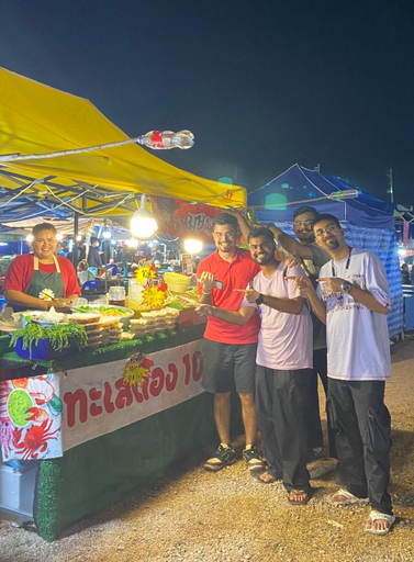 Food & Drinks, Baansrisuthum 2 House, Don Sak