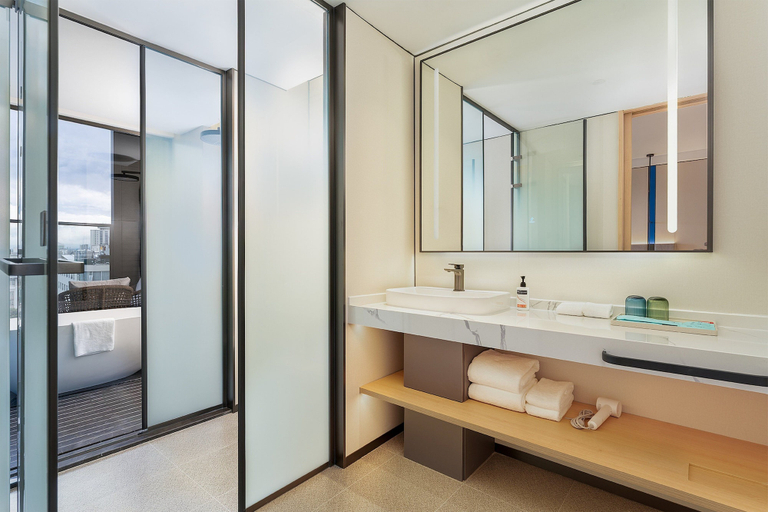 Bathroom 4, Holiday Inn Express LIJIANG ANCIENT TOWN by IHG, Lijiang
