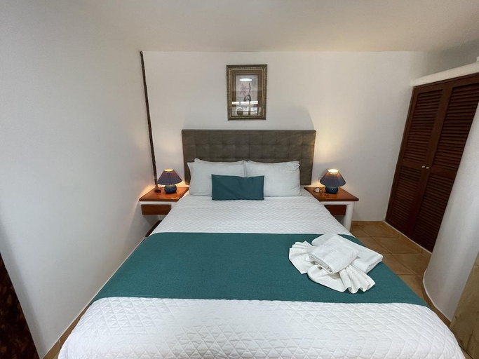 Bedroom 2, Hosteria Punta Blanca, Santa Elena