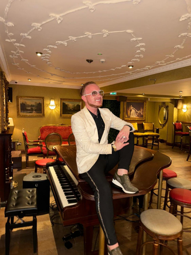 Others 3, The Killarney Grand