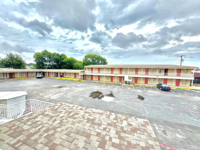 Exterior & Views 4, Welcome Motel, Bell