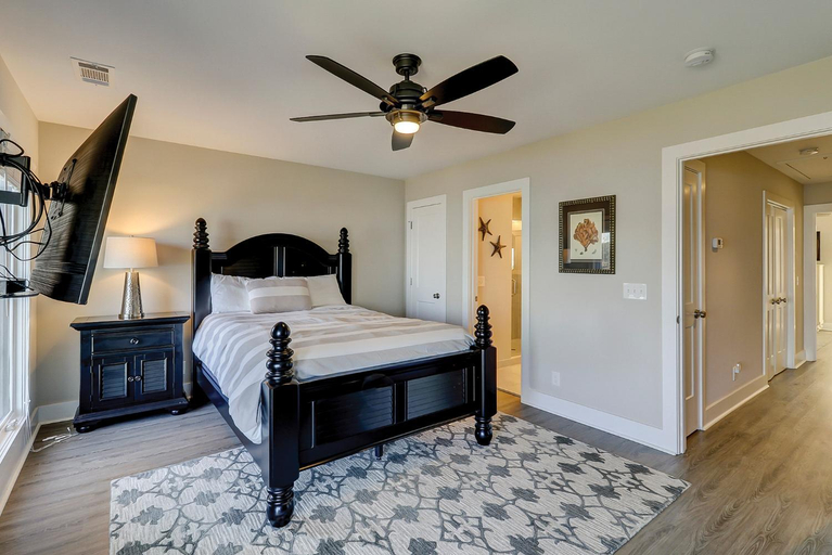 Bedroom 2, Schooner Court 740, Beaufort