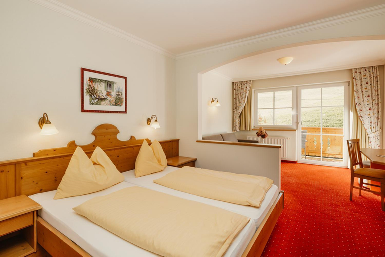 Bedroom 2, Hotel Lammwirt, Sankt Johann im Pongau
