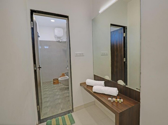 Bathroom 4, Hotel Bhairav Bagh & Restaurant, Udaipur