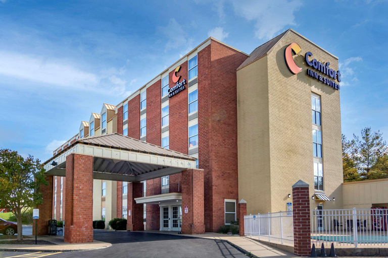 Exterior & Views 2, Comfort Inn & Suites Staunton, Staunton