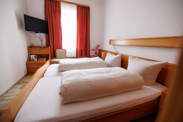 Bedroom 2, Drexl Gasthof Shiro, Landsberg am Lech