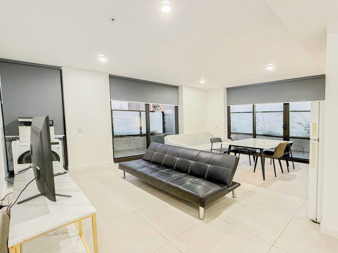 Others 5, Burwood Apartment, Sydney