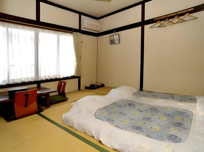Bedroom 3, Ryokan Seifuso, Matsumoto