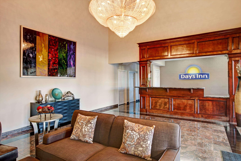 Public Area 3, Days Inn & Suites by Wyndham Houston North/Spring, Houston
