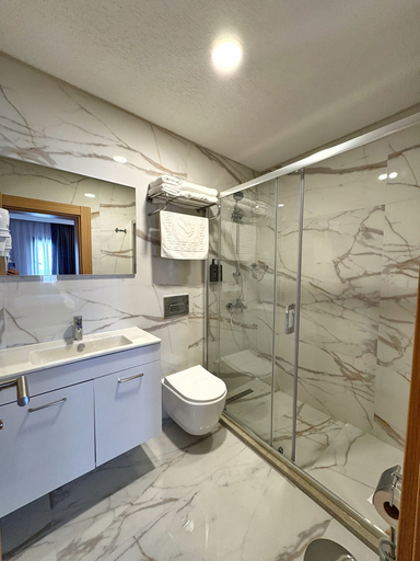 Bathroom 5, Loca Centre, Bodrum