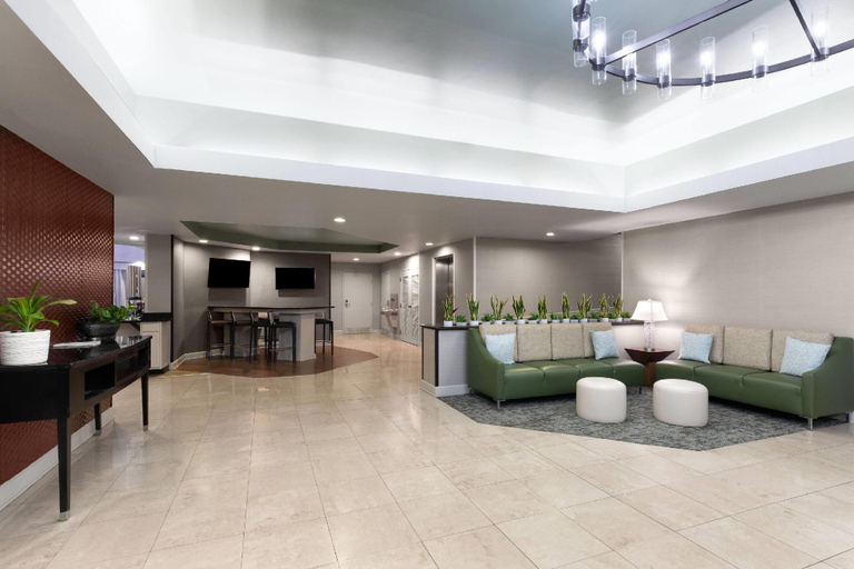 Public Area 2, Wingate by Wyndham Greensboro/Coliseum, Guilford