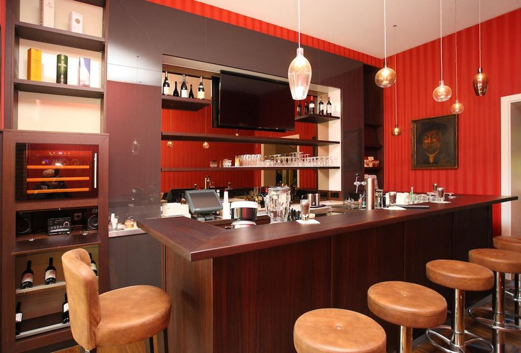 Food & Drinks 5, Inselhotel VierJahreszeiten, Leer