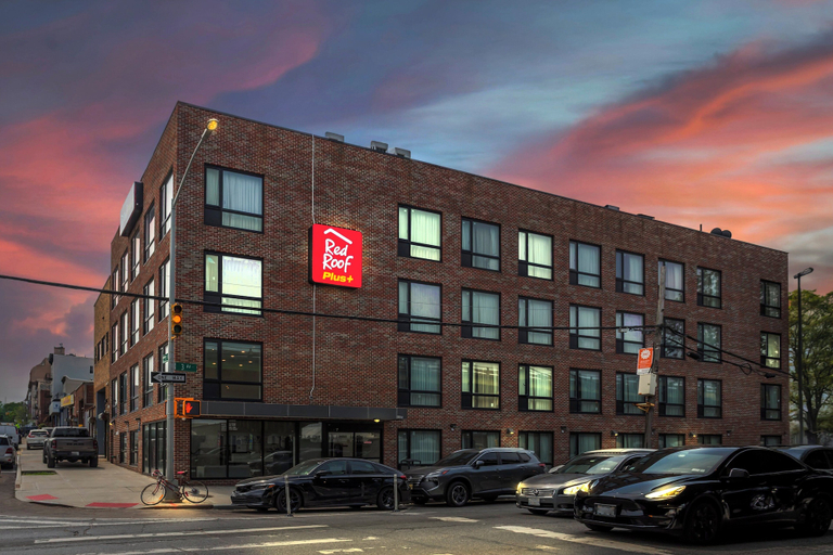 Exterior & Views 1, Red Roof Inn PLUS+ Brooklyn - 3rd Ave, New York