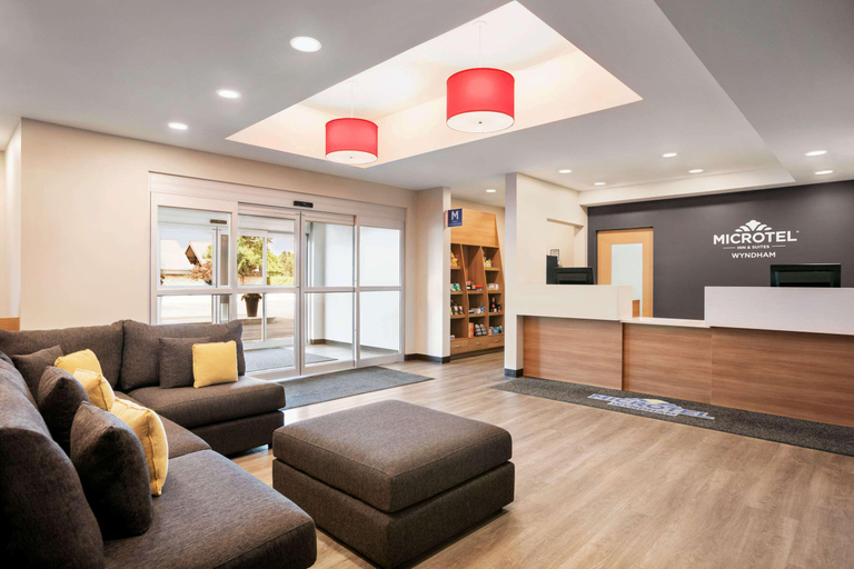 Public Area 2, Microtel Inn & Suites By Wyndham Val-D'Or, Vallée-de-l'Or