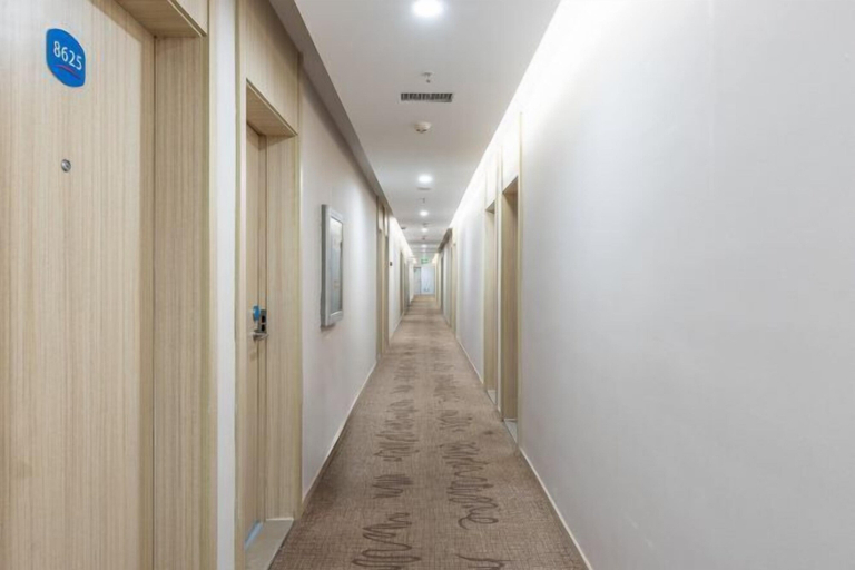 Others 5, Meiwu Hotel (Lanzhou Dngfanghong Square Railway Bureau Store), Lanzhou