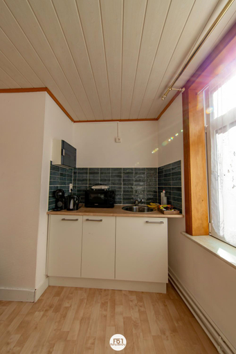 Others 3, Residence des Chartriers, Hainaut