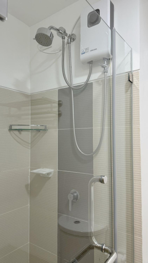 Bathroom 4, L. Casa • Tagaytay Staycation, Tagaytay City