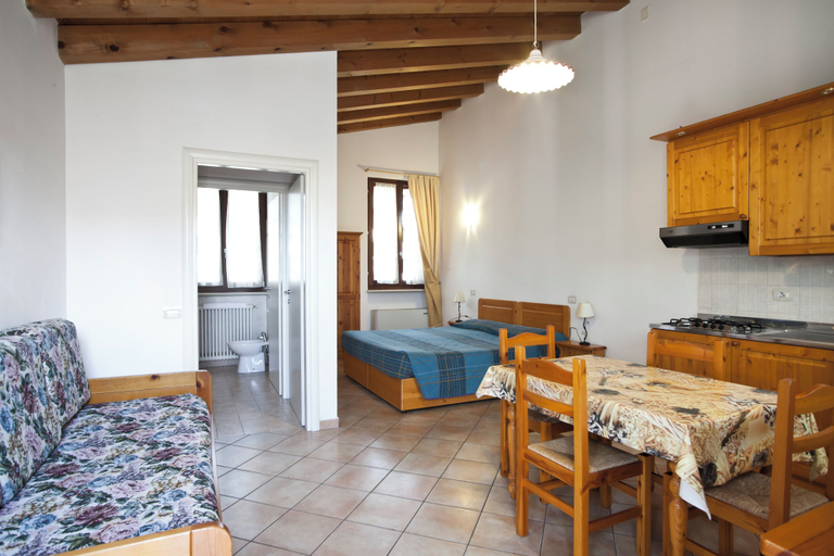 Others 5, Agritur Le Sigalette, Verona