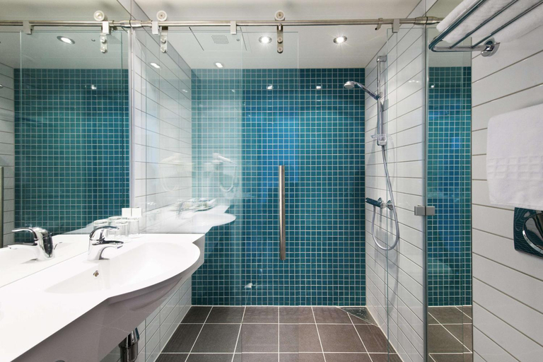 Bathroom 2, Scandic Narvik, Narvik