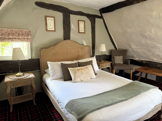 Bedroom 3, Thatched Cottage Hotel, Hampshire
