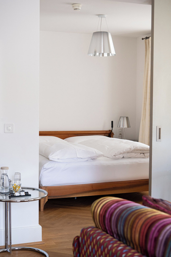 Bedroom 3, Hotel Saratz Pontresina Mountain Resort & Spa, Maloja