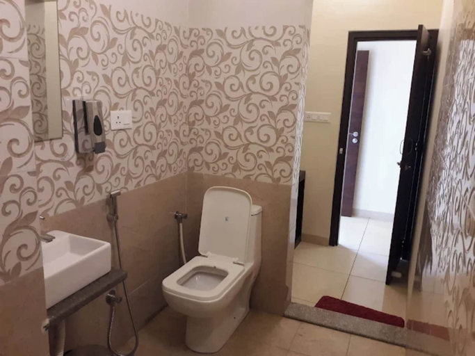 Bathroom 4, Hotel Paradise Inn, Udaipur
