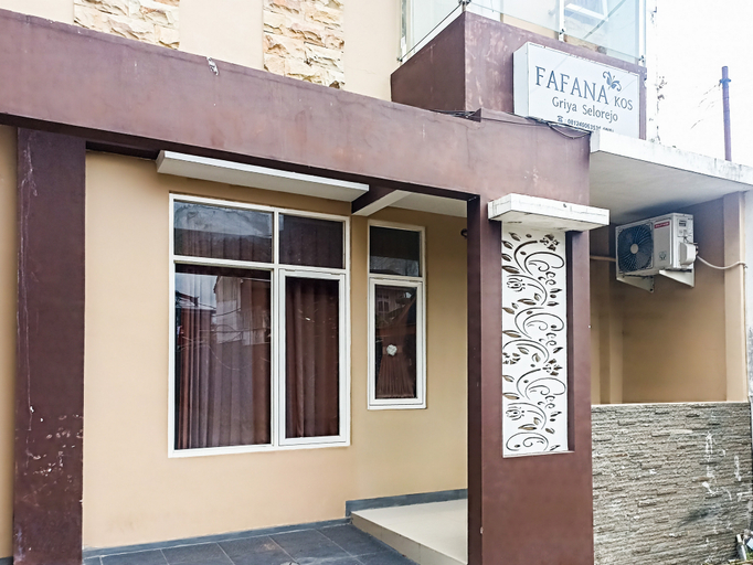 Exterior & Views, Fafana Syariah RedPartner near Taman Krida Budaya, Malang