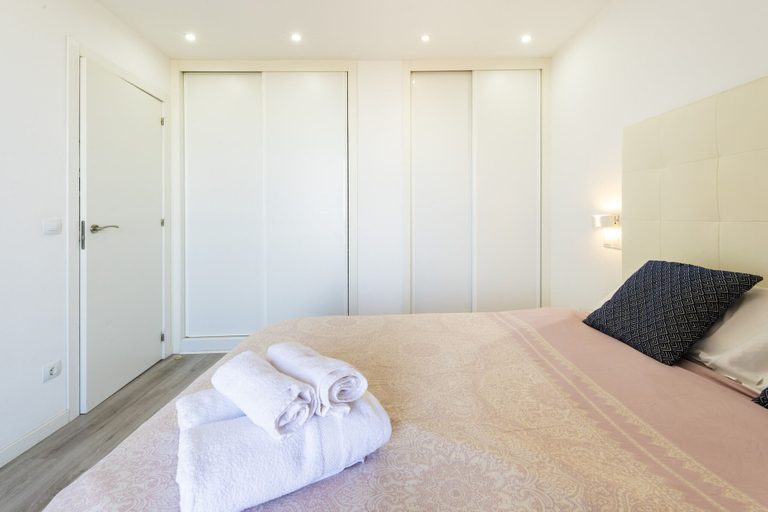 Room 5, M Mpi27613 Escapada Perfecta en Madrid Piso de 1, Madrid